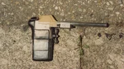 Die Ausbrecher hatten sich im Gefängnis aus Alltagsgegenständen Waffen wie diese „Pistole“ gebaut. Die Ausbrecher hatten sich im Gefängnis aus Alltagsgegenständen Waffen wie diese „Pistole“ gebaut.