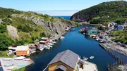 Die Halbinsel Avalon im Osten Neufundlands gehört mit ihren bunten Fischerdörfern zu den schönsten Küstenstreifen der Welt. Die Halbinsel Avalon im Osten Neufundlands gehört mit ihren bunten Fischerdörfern zu den schönsten Küstenstreifen der Welt.