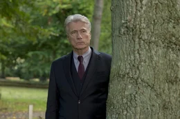 Ernst Blessing (J&uuml;rgen Prochnow) ist davon &uuml;berzeugt, dass es mit Deutschland bergab geht