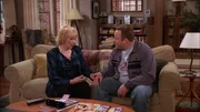 l-r: Janet Heffernan (Jenny O'Hara), Doug Heffernan (Kevin James) l-r: Janet Heffernan (Jenny O'Hara), Doug Heffernan (Kevin James)