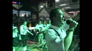 Voller Einsatz, damit die Stimmung stimmt. Voller Einsatz, damit die Stimmung stimmt.