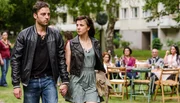 Obwohl sie bei seiner Familie abblitzt, steht Musab (Timur Işık) zu Aylin (Aylin Tezel). Obwohl sie bei seiner Familie abblitzt, steht Musab (Timur Işık) zu Aylin (Aylin Tezel).