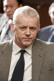 Endlich ist es Tritter (David Morse) gelungen, Dr. House vor Gericht zu bringen ... Endlich ist es Tritter (David Morse) gelungen, Dr. House vor Gericht zu bringen ...