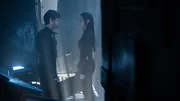 Narek (Harry Treadaway) und Narissa Rizzo (Peyton List)