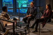 Emily Wright (Deidre Goodwin), Aram Mojtabai (Amir Arison, m.) und Alina Park (Laura Sohn)