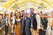 Von links: Stephanie Spendler, Wiggerl Hagn und Lukas Spendler. Von links: Stephanie Spendler, Wiggerl Hagn und Lukas Spendler.