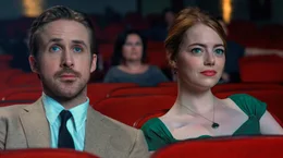 L-R: Sebastian (Ryan Gosling), Mia (Emma Ston