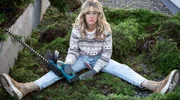 Die verzweifelte „Super-Mom“ Anke Scholz (Wolke Hegenbarth). Die verzweifelte „Super-Mom“ Anke Scholz (Wolke Hegenbarth).
