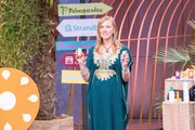 Eva Helmeth präsentiert die All-In-One Reisekosmetik MON COURAGE. Sie erhofft sich ein Investment von 150.000 Euro für 15 Prozent der Firmenanteile. Eva Helmeth präsentiert die All-In-One Reisekosmetik MON COURAGE. Sie erhofft sich ein Investment von 150.000 Euro für 15 Prozent der Firmenanteile.