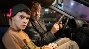 Gefährlicher Auftrag für Matei (Bogdan Iancu, l.). Michael Lübke (Michael Thomas) sitzt mit im Auto. Gefährlicher Auftrag für Matei (Bogdan Iancu, l.). Michael Lübke (Michael Thomas) sitzt mit im Auto.