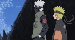 Kakashi (l.) will sich Hiruko stellen, um sich so f&uuml;r das Dorf zu opfern. Doch Naruto (r.) kann das nicht akzeptieren und will nicht tatenlos zusehen. Doch ist Hiruko noch zu stoppen?