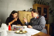 Karin Kienzer (Karin Walter), Hans Clarin (Karl Brunner).