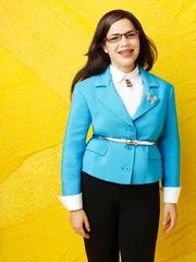 (4. Staffel) - Für Betty (America Ferrera) geht ein Traum in der Erfüllung als sie bei MODE als Redakteurin anfangen darf. Doch das Leben in der Modewelt hält einige Überraschungen für sie bereit ... (4. Staffel) - Für Betty (America Ferrera) geht ein Traum in der Erfüllung als sie bei MODE als Redakteurin anfangen darf. Doch das Leben in der Modewelt hält einige Überraschungen für sie bereit ...