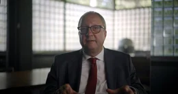 Andreas Vo&szlig;kuhle war zehn Jahre lang (2010-2020) Pr&auml;sident des Bundesverfassungsgerichts.