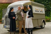 Stolpe hat einen Food-Truck organisiert (v.li.: Karin Gregorek, Markus Hering, Emanuela von Frankenberg).