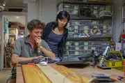 Corentin de Chatelperron nimmt seine Fahrt nach Taiwan auf, einem der weltweit gr&ouml;&szlig;ten Produktionszentren f&uuml;r elektronische Waren.