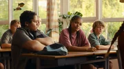 Hamza (Wisam Tadjeddin), Alicia (Amee Liv Martina) und Wiggert (Lucas van Ammers) sind enttäuscht – Sven lügt weiterhin. Hamza (Wisam Tadjeddin), Alicia (Amee Liv Martina) und Wiggert (Lucas van Ammers) sind enttäuscht – Sven lügt weiterhin.