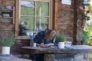 Carolin Ernst auf der Leppner Ochsnerhütte. Carolin Ernst auf der Leppner Ochsnerhütte.