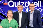 Die Spielerinnen und Spieler des Olymps – Marie-Louise Finck (l.), Prof. Eckhard Freise (M.) und Thorsten Zirkel (r.). Die Spielerinnen und Spieler des Olymps – Marie-Louise Finck (l.), Prof. Eckhard Freise (M.) und Thorsten Zirkel (r.).