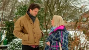 Gisela (Martina Eitner-Acheampong) ermutigt Jonas (Patrick Schlegel) zu einem offenen Gespräch mit Toni. Gisela (Martina Eitner-Acheampong) ermutigt Jonas (Patrick Schlegel) zu einem offenen Gespräch mit Toni.