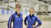 Checkerin Marina (rechts) mit Insa Thiele-Eich beim Astronautinnen-Training. Checkerin Marina (rechts) mit Insa Thiele-Eich beim Astronautinnen-Training.