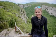 Stephanie Müller-Spirra am Ucka Gebirge. Beliebtes Klettergebiet in Istrien. Hier wurden auch einige Winnetou Filme gedreht Stephanie Müller-Spirra am Ucka Gebirge. Beliebtes Klettergebiet in Istrien. Hier wurden auch einige Winnetou Filme gedreht