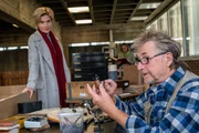 In der Stuttgarter Stadtb&uuml;cherei gehen t&auml;glich viele ein und aus &ndash; so auch Klaus Michael Stoirer, genannt "K&auml;fer-Klaus" (Martin Semmelrogge). Als die Abteilungsleiterin der Stadtb&uuml;cherei von der Treppe gesto&szlig;en wird und unmittelbar am Unfallort stirbt, z&auml;hlt auch er zu den Tatverd&auml;chtigen. Kriminalhauptkommissarin Martina Seiffert (Astrid M. F&uuml;nderich) versucht herauszufinden, ob der kurios wirkende Mann ein Motiv haben k&ouml;nnte, den Mord zu begehen.
