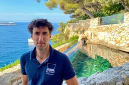 Im Ozeanographischen Museum Monaco sorgt Olivier Brunel als Chef der Aquarien mit seinem Team f&uuml;r das Wohlergehen der Meerestiere.