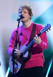 Ed Sheeran bei seinem Auftritt bei dem MTV European Music Award in Budapest, Ungarn Ed Sheeran bei seinem Auftritt bei dem MTV European Music Award in Budapest, Ungarn