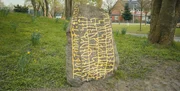 Der Runenstein von Busdorf in Schleswig-Holstein, auch Skarthi-Stein genannt, zählt zu den bedeutendsten Runensteinen Deutschlands. Der Runenstein von Busdorf in Schleswig-Holstein, auch Skarthi-Stein genannt, zählt zu den bedeutendsten Runensteinen Deutschlands.
