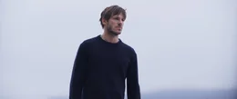 Mathieu (Gaspard Ulliel) ist alleine drau&szlig;en.