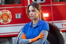 Die erste Schicht als Sanit&auml;terin wird f&uuml;r Jessica (Aimee Carrero) zur Belastungsprobe.
