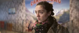 Nuray (Merve Dizdar).