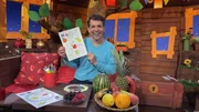 Es ist MACH MiT!-Woche! Juri bastelt einen Obstkranz mit dem kostenlosen Bastelbogen. Welches Obst magst du am liebsten? Es ist MACH MiT!-Woche! Juri bastelt einen Obstkranz mit dem kostenlosen Bastelbogen. Welches Obst magst du am liebsten?