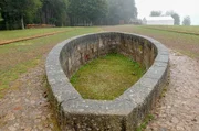 Dieses Becken in Bibracte zeigt, dass die Druiden sowohl astronomische als auch geometrische Kenntnisse hatten. Dieses Becken in Bibracte zeigt, dass die Druiden sowohl astronomische als auch geometrische Kenntnisse hatten.