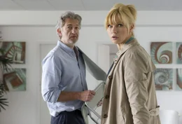 Standesbeamtin Ellen (Veronica Ferres, re.) und ihr Therapeut Christian (Dominic Raacke, li).