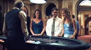 Nelly (Ella Morgen, re.) mit ihrem ersten Kunden Stefan (Michael Baral, 2. v. re.) im Casino. Nelly (Ella Morgen, re.) mit ihrem ersten Kunden Stefan (Michael Baral, 2. v. re.) im Casino.