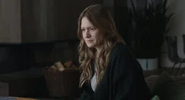 Julia (Julia Jentsch) spricht mit Marielle &uuml;ber ihre F&auml;higkeiten.