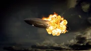 Die Wasserstofffüllung der Hindenburg entzündet sich beim Landeanflug auf Lakehurst/US-Bundesstaat New Jersey am 6. Mai 1937. (Grafik). Die Wasserstofffüllung der Hindenburg entzündet sich beim Landeanflug auf Lakehurst/US-Bundesstaat New Jersey am 6. Mai 1937. (Grafik).