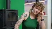 Svenja Post, 42, Lehrerin und Autorin, spürt vor allem in der 2. Zyklushälfte deutliche psychische Veränderungen - erste Anzeichen für die Perimenopause? Svenja Post, 42, Lehrerin und Autorin, spürt vor allem in der 2. Zyklushälfte deutliche psychische Veränderungen - erste Anzeichen für die Perimenopause?