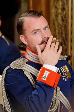Wien, Palais Baltazzi. Kageneck teilt mit, dass Deutschland hinter der Monarchie steht. Kageneck (Andr&eacute; R&ouml;hner).