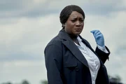 Gloria Acheampong (Thelma Buabeng) ermittelt in einem Mordfall. Gloria Acheampong (Thelma Buabeng) ermittelt in einem Mordfall.