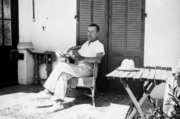 Thomas Mann auf der Terrasse der ''Villa Tranquille'' in Sanary-sur-Mer im Jahr 1933