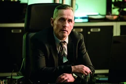 Einsatzleiter Reiners (Tim Wilde).