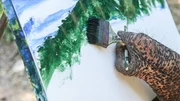 Können Tiere Kunst? Dieser Elefant malt tatsächlich ein Bild, und das mit erstaunlicher Präzision und Technik. Aber wie viel Kreativität steckt im Elefantenrüssel? Können Tiere Kunst? Dieser Elefant malt tatsächlich ein Bild, und das mit erstaunlicher Präzision und Technik. Aber wie viel Kreativität steckt im Elefantenrüssel?