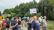 „Google go home“ – unter diesem Motto treffen sich Gegnerinnen und Gegner des Rechenzentrums bei der Baustelle in Kronstorf. „Google go home“ – unter diesem Motto treffen sich Gegnerinnen und Gegner des Rechenzentrums bei der Baustelle in Kronstorf.