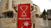Lutz van der Horst (l.) und Fabian Köster (r.) präsentieren in Malta ihre Geschäftsidee. Lutz van der Horst (l.) und Fabian Köster (r.) präsentieren in Malta ihre Geschäftsidee.