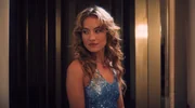 Nelly (Ella Morgen) macht sich für ein „Date“ bereit. Nelly (Ella Morgen) macht sich für ein „Date“ bereit.