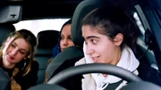 (v.li.): Lia Wilfing (Lola), Kaya Amani (Sissi), Elif Duygu (Yara). (v.li.): Lia Wilfing (Lola), Kaya Amani (Sissi), Elif Duygu (Yara).