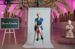 Camille Emmanuelle ist eine franz&ouml;sische Autorin und Journalistin, die vor allem f&uuml;r ihre Arbeit zu Themen wie Sexualit&auml;t, Gender und Feminismus bekannt ist.